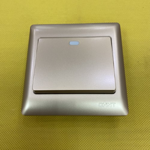 Bộ công tắc đơn 2 chiều 10AX, 250V màu vàng